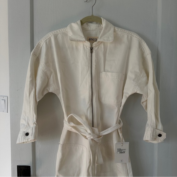 White jumpsuit - Picture 6 of 15